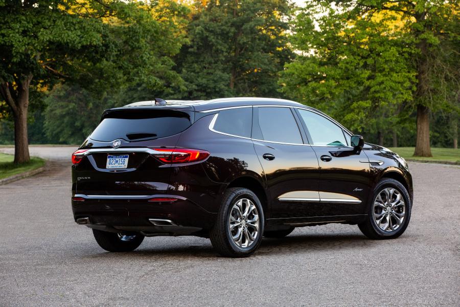  Buick Enclave Avenir 2017 года  (фото 29 из 30)